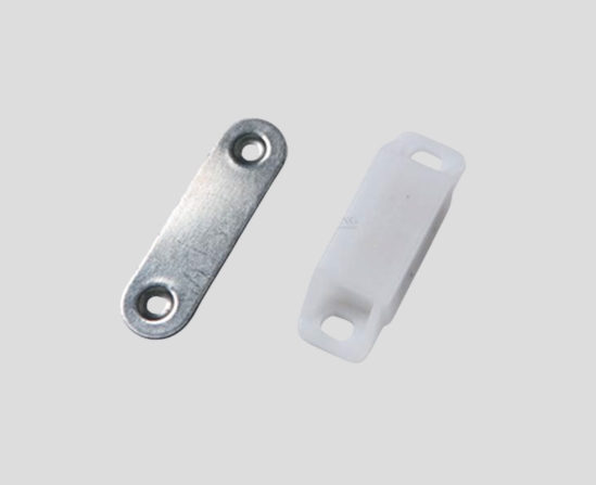 nam châm cửa hít